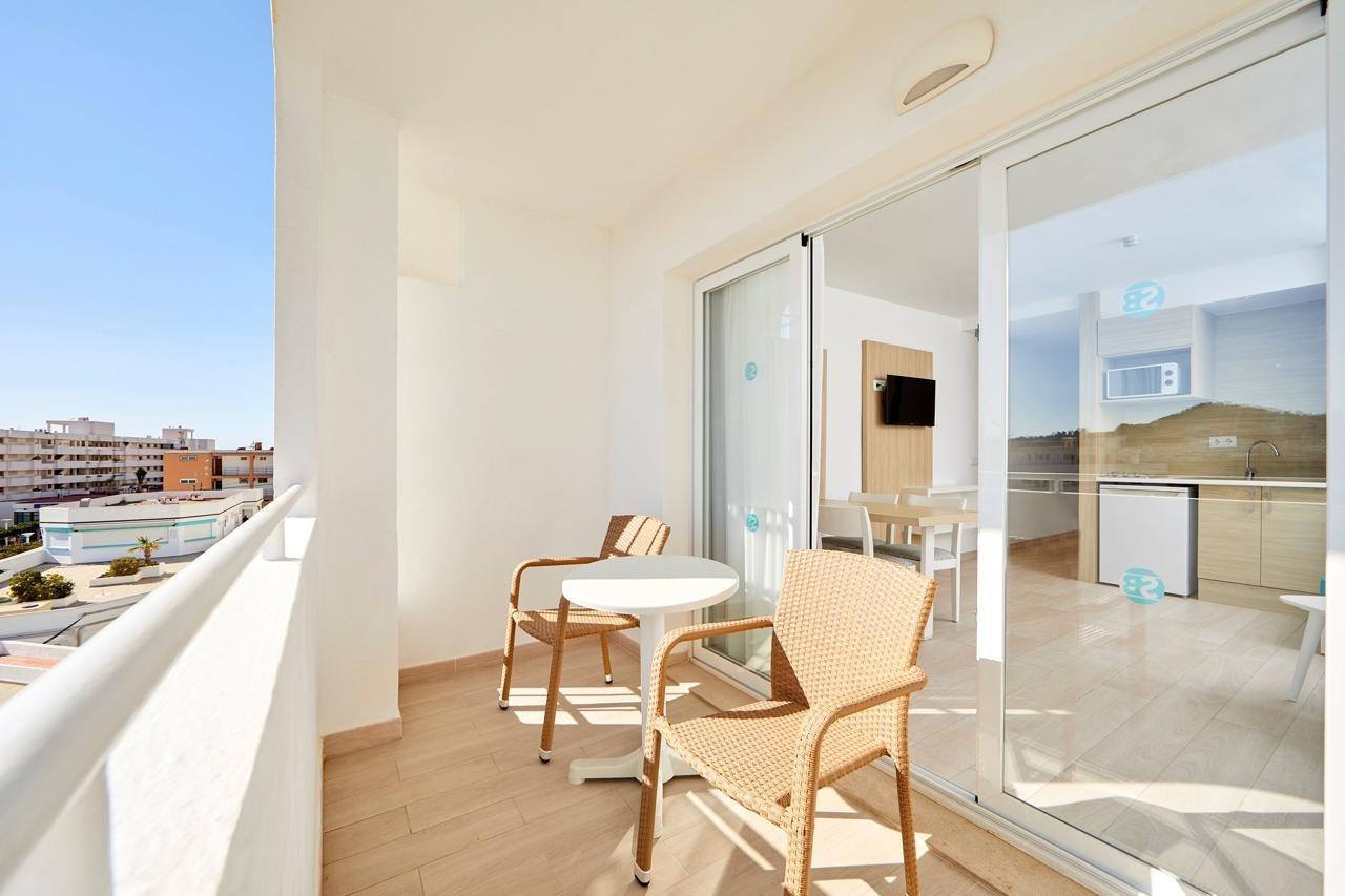 Sun Beach (Adults Only) Santa Ponsa Exterior photo