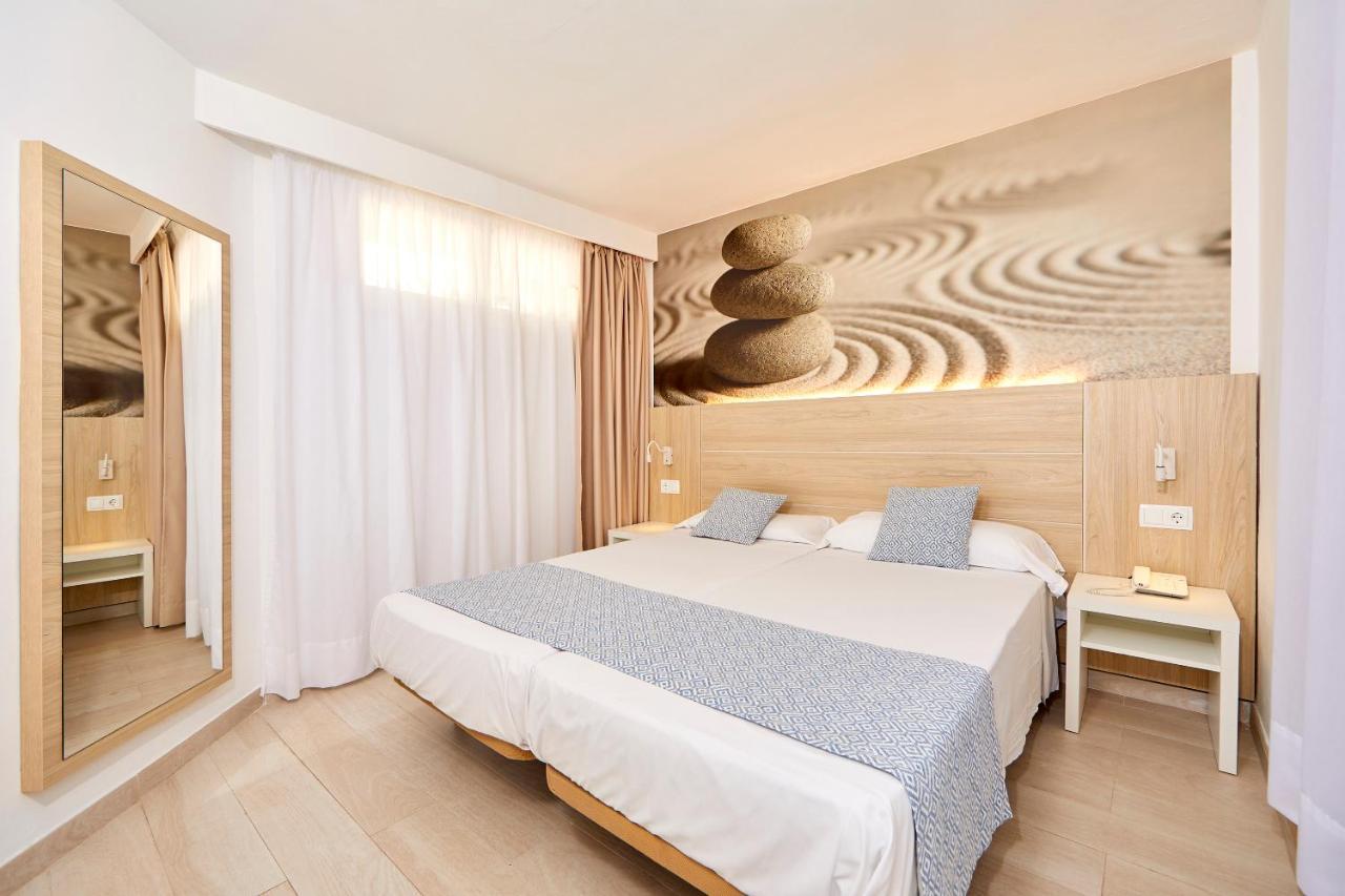 Sun Beach (Adults Only) Santa Ponsa Exterior photo